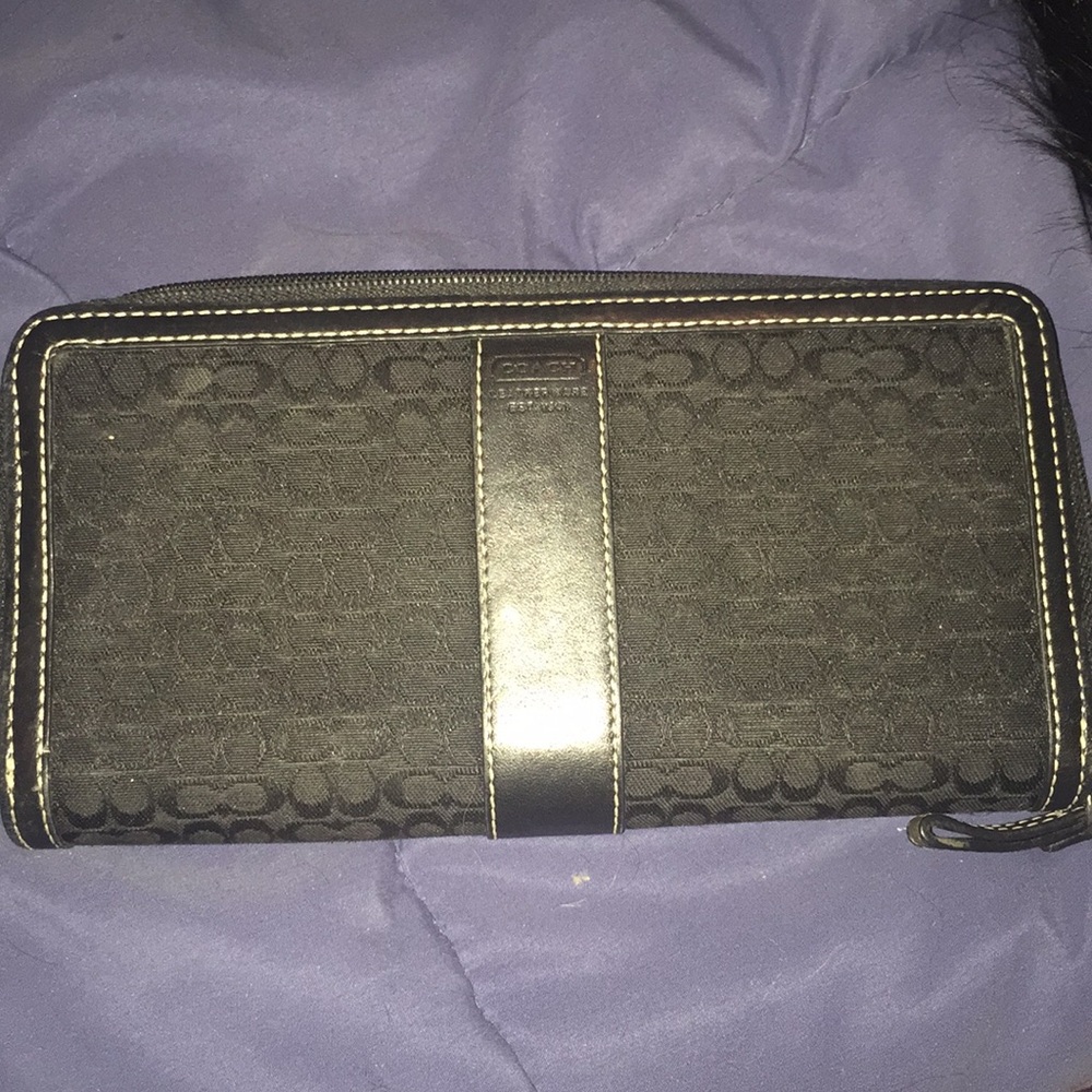 Used coach wallet
